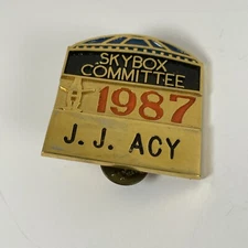 Houston Livestock Show And Rodeo Pin 1987 Skybox Committee Vintage