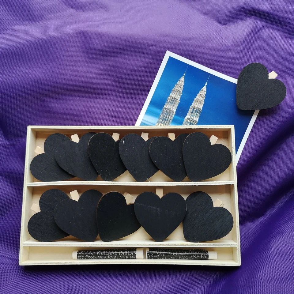 12 Small Clip-on Heart Chalk Boards - Stocking Filler - Ideal Christmas Gift - Image 3 of 4