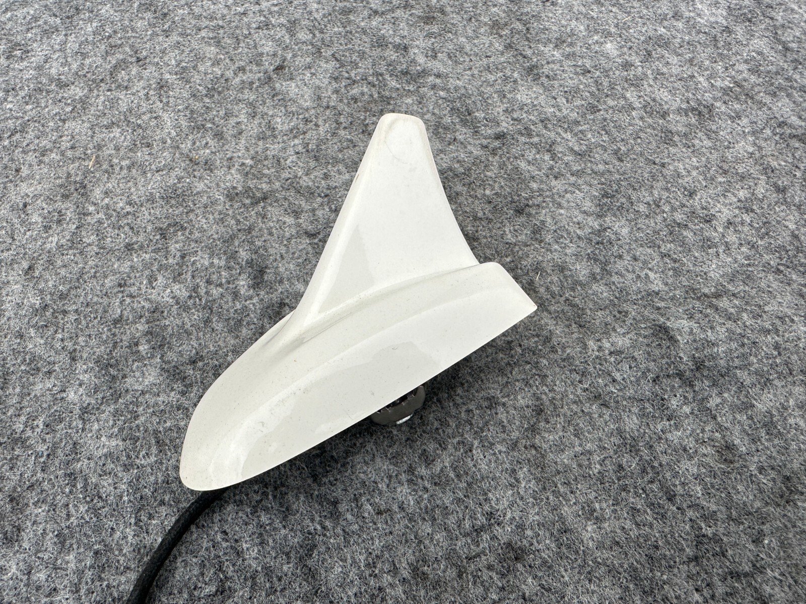 NAVIGATION RADIO SHARK ANTENNA OEM 13-20 MASERATI QUATTROPORTE GTS M156