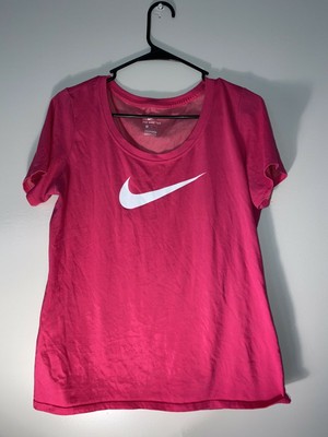 womens pink nike clothing
