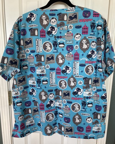 UA SCRUBS Paisley Scrub Top Furry Friends Turquoise 2 Pockets Size Large EUC - Picture 5 of 7