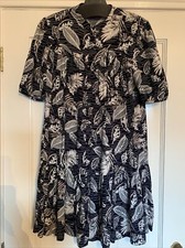 BNWOT Navy Flared Tiered  Dress With Palm Leaf Print White Peach Size S