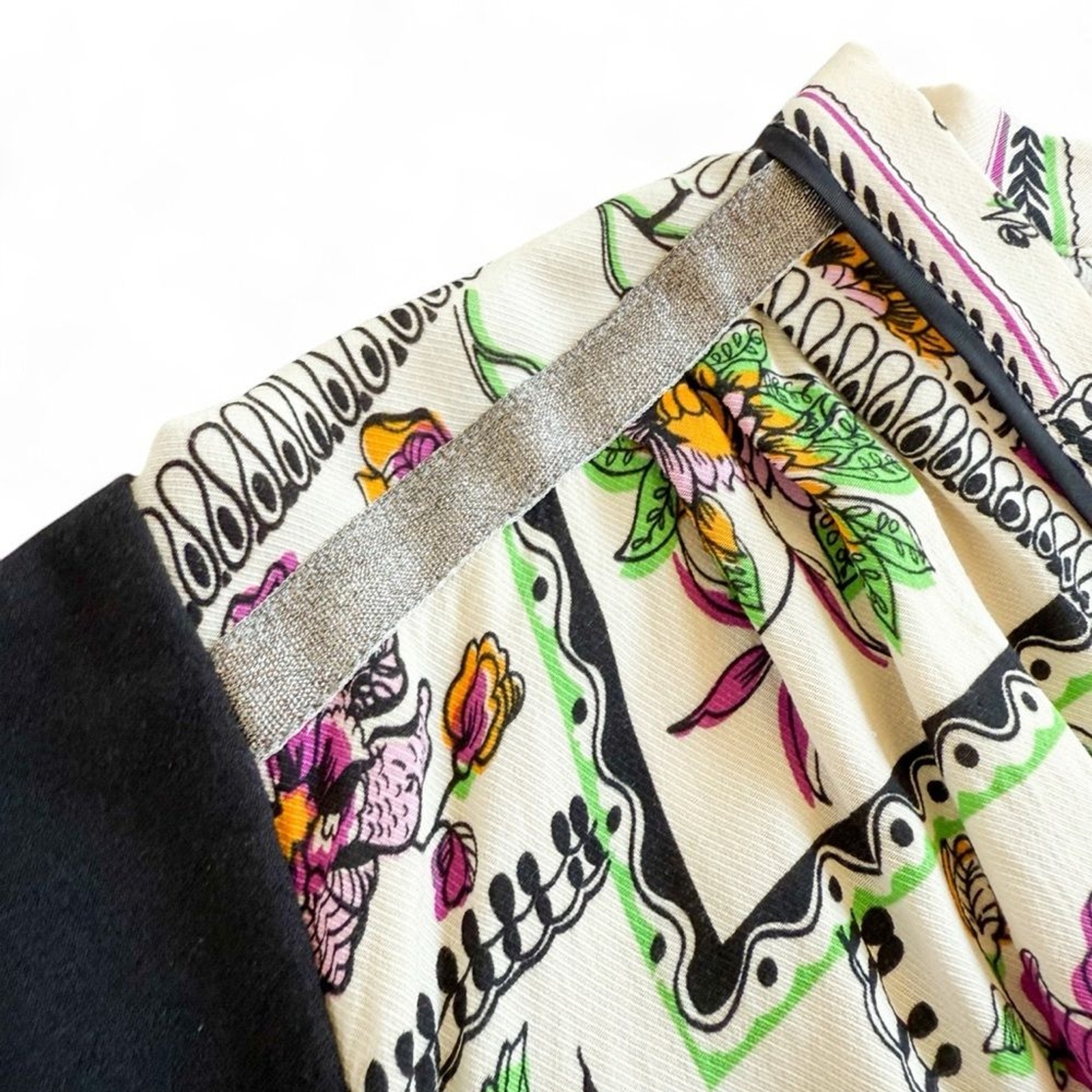 Anthropologie TINY Mixed Floral Patchwork Print B… - image 5