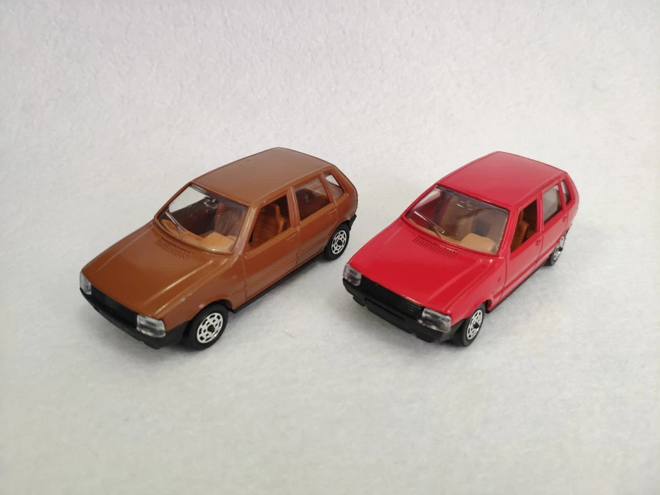 LOTTO MACCHININE MODELLINI VINTAGE MEBETOYS MATTEL HOT WHEELS 1:43 FIAT UNO 🔺🔺 - Immagine 2 di 4