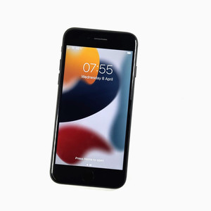 Apple iPhone 7 32GB Schwarz Entsperrt Guter Zustand Grade B 838