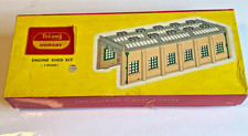 Triang Hornby Dublo 5005 OO Gauge 2 Road Engine Shed - Boxed