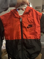 Nike Youth Red  Black Full Zip Jacket W Logo'd Sleeves  Pockets Size 4T