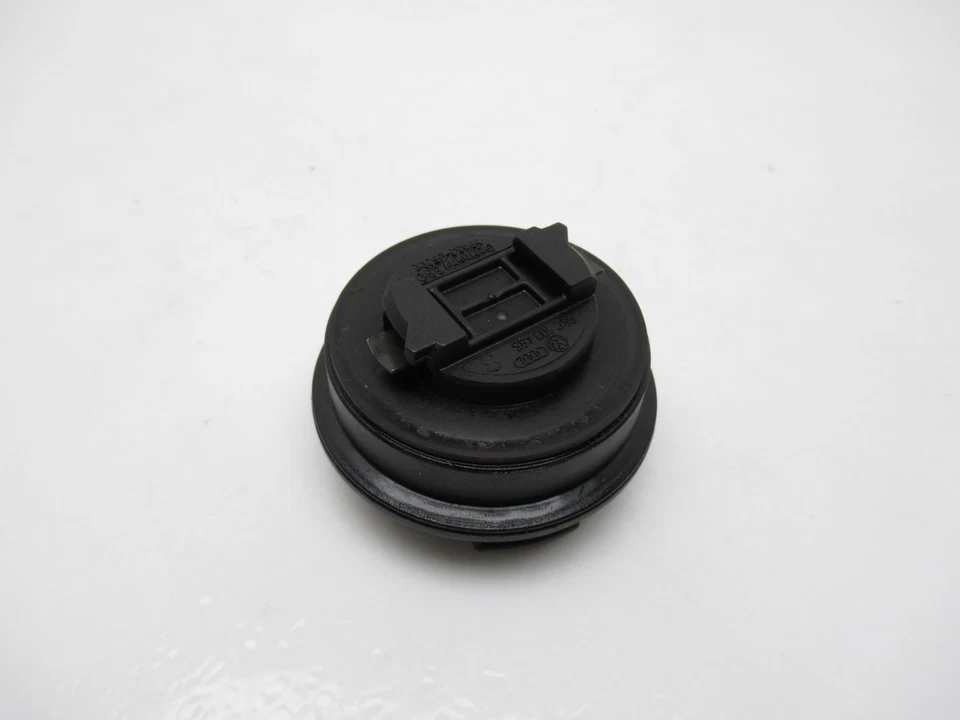 Tapa de llenado de aceite de motor AUDI A4 2009-2012 06C103485 OEM Foto 3 de 4