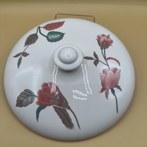 Vintage 3 Quart Round Covered Casserole Dish Silk Flowers by MIKASA - Picture 8 of 9