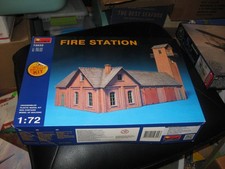 MIB parts sealed Fire Station by MiniArt in 1...