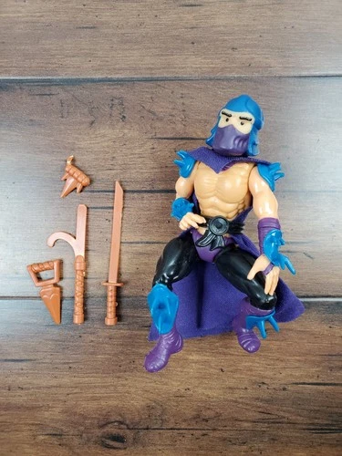 Vtg 1988 TMNT Shredder Soft Head Figure Macao w/ Accessories Playmates