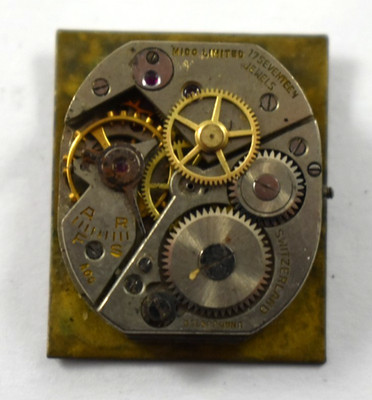 Vintage Swiss Made Mido Tank Manual Wind 17J Wrist Watch Movement lot.qg