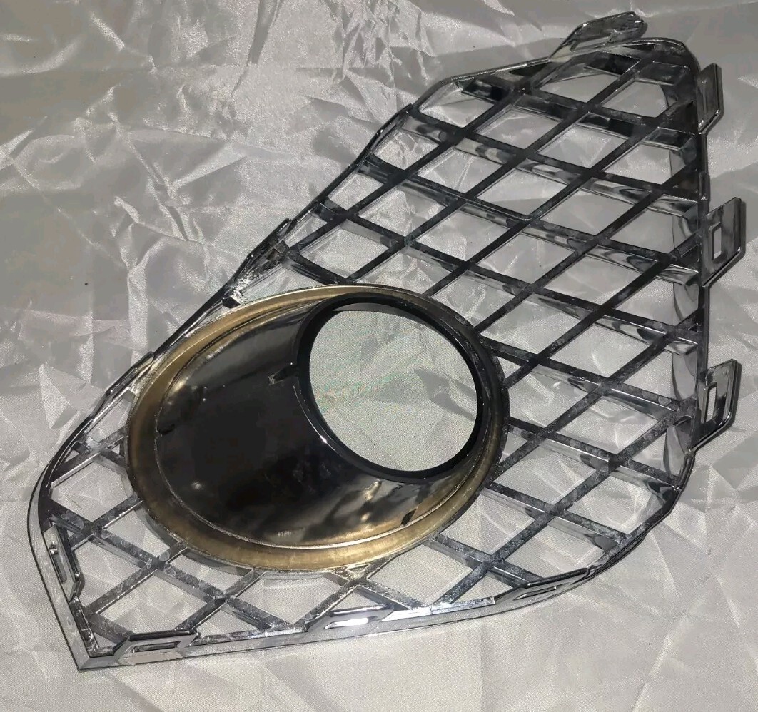 2020 Bentley Continental LH Left Side Outer Bumper Grille 3SD807647A OEM