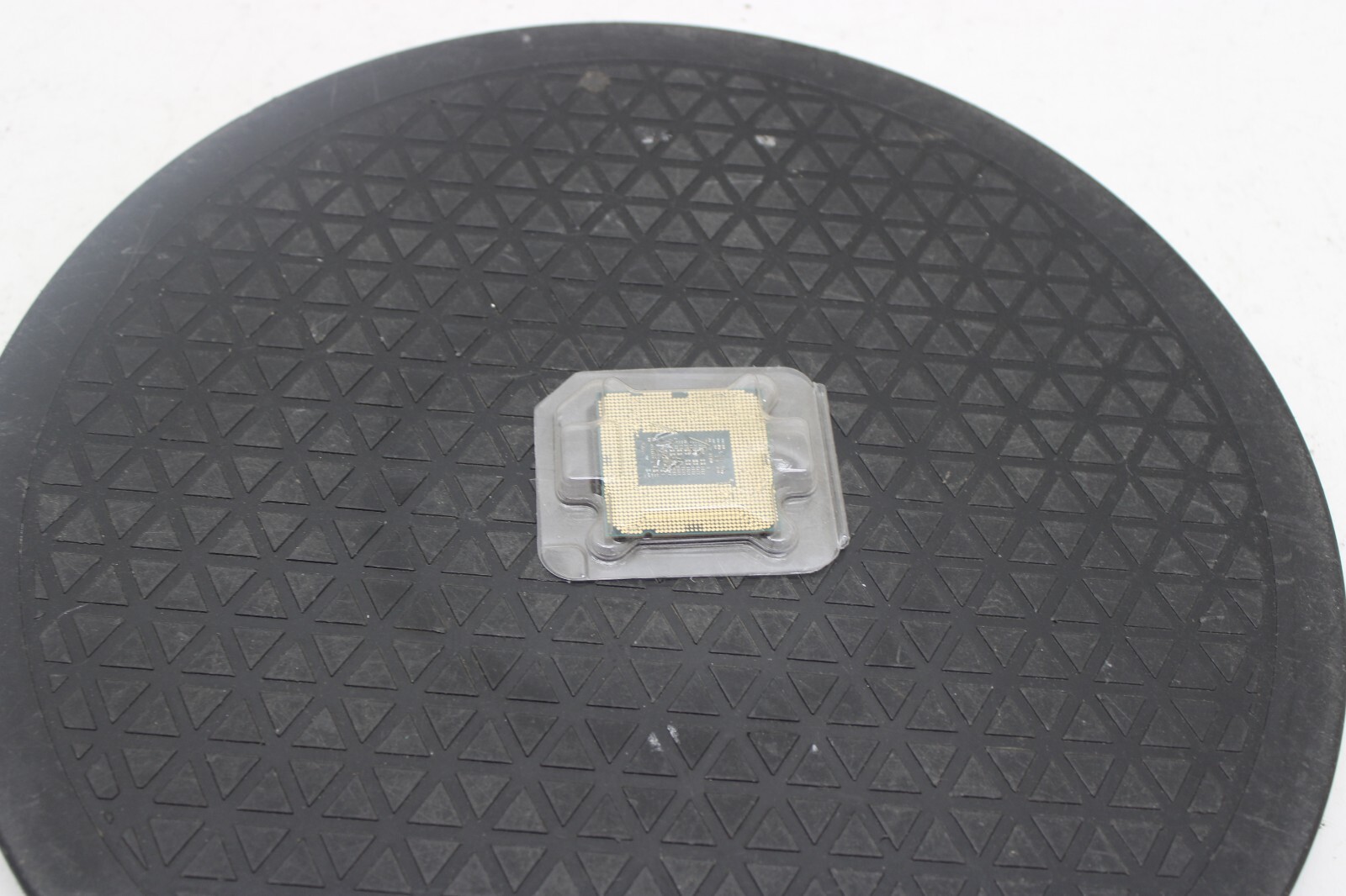 Intel Core i5-10500T 6-Core 2.30GHz 8.00GT/s 12MB Cache FCLGA1200 CPU SRH3B