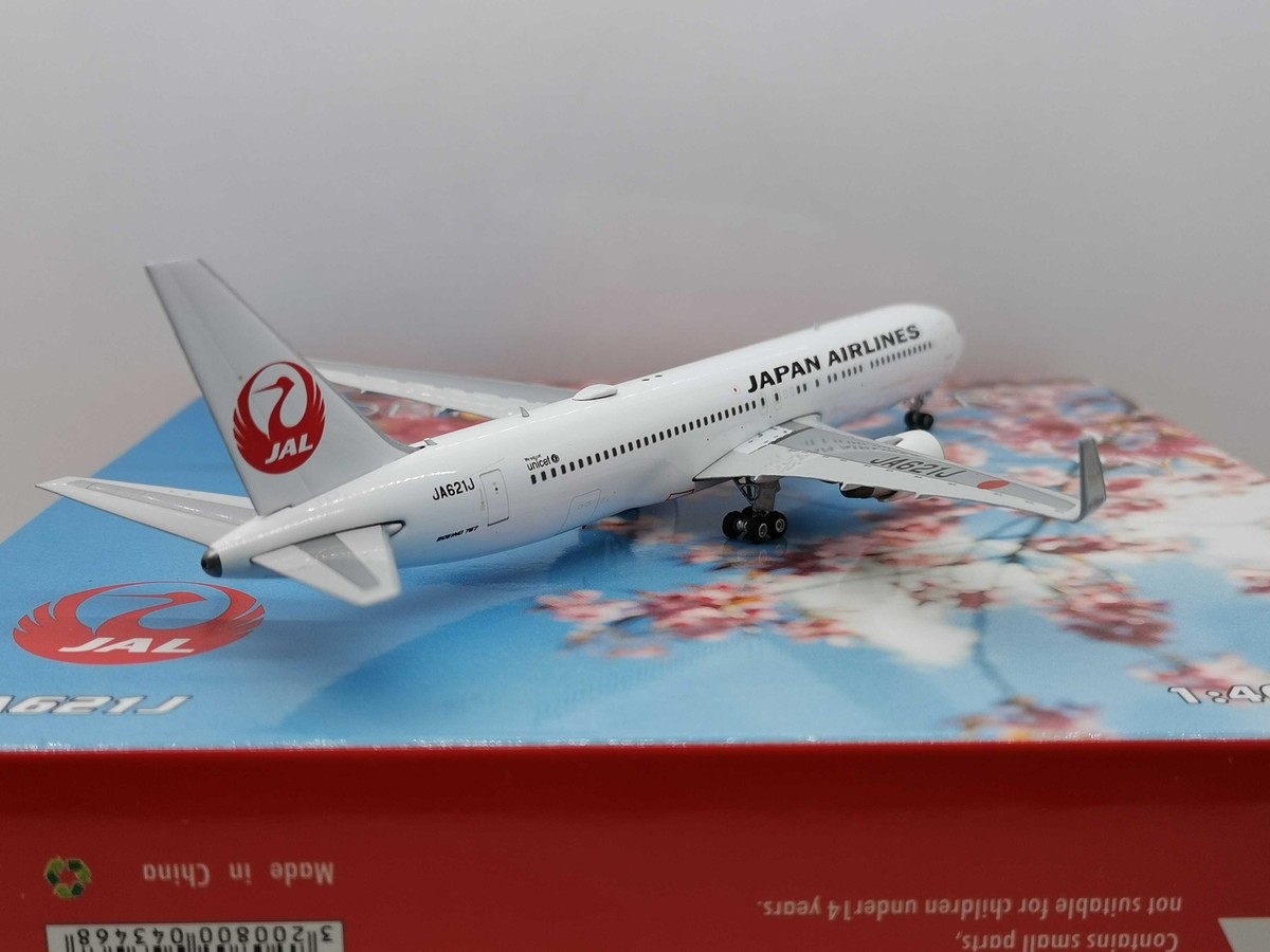 1:400 Phoenix JAPAN AIRLINES BOEING B767-300 Airplane 1:400 Phoenix JAPAN AIRLINES BOEING B767-300 Airplane