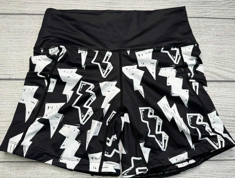 constantly-varied-gear thunderstruck lightning bolt squats shorts
