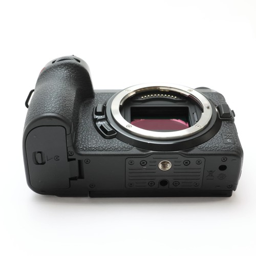 Nikon Z6 24.5MP fullframe Mirrorless Digital Camera Body #221 - Picture 6 of 12