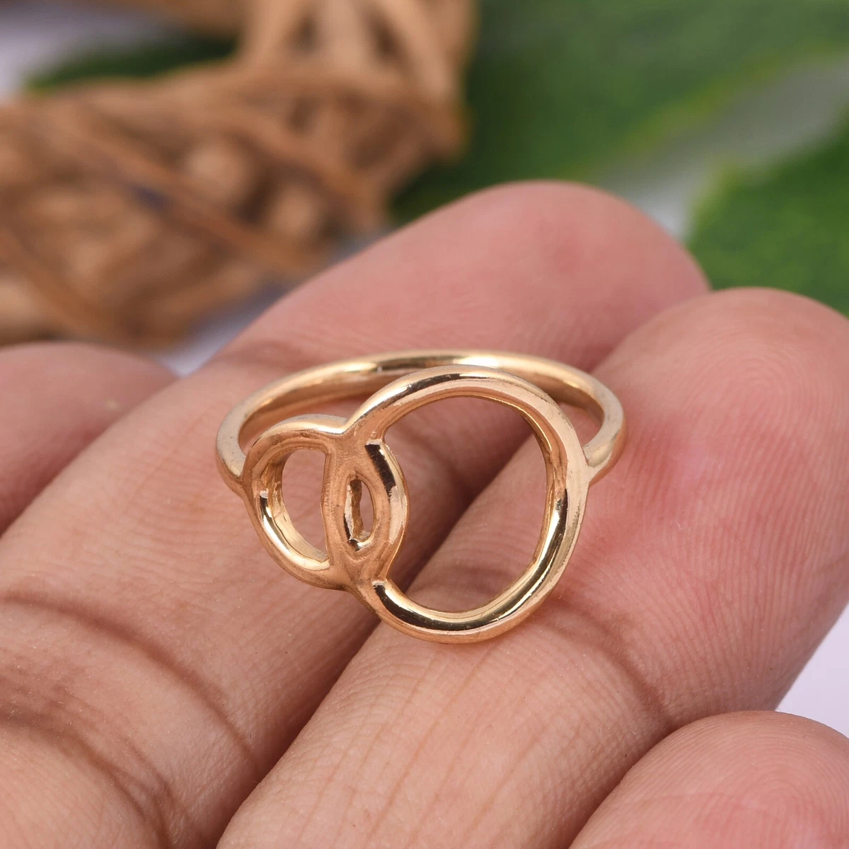 Entwined Circle Ring Gold Tone Linked Circle Ring Friendship