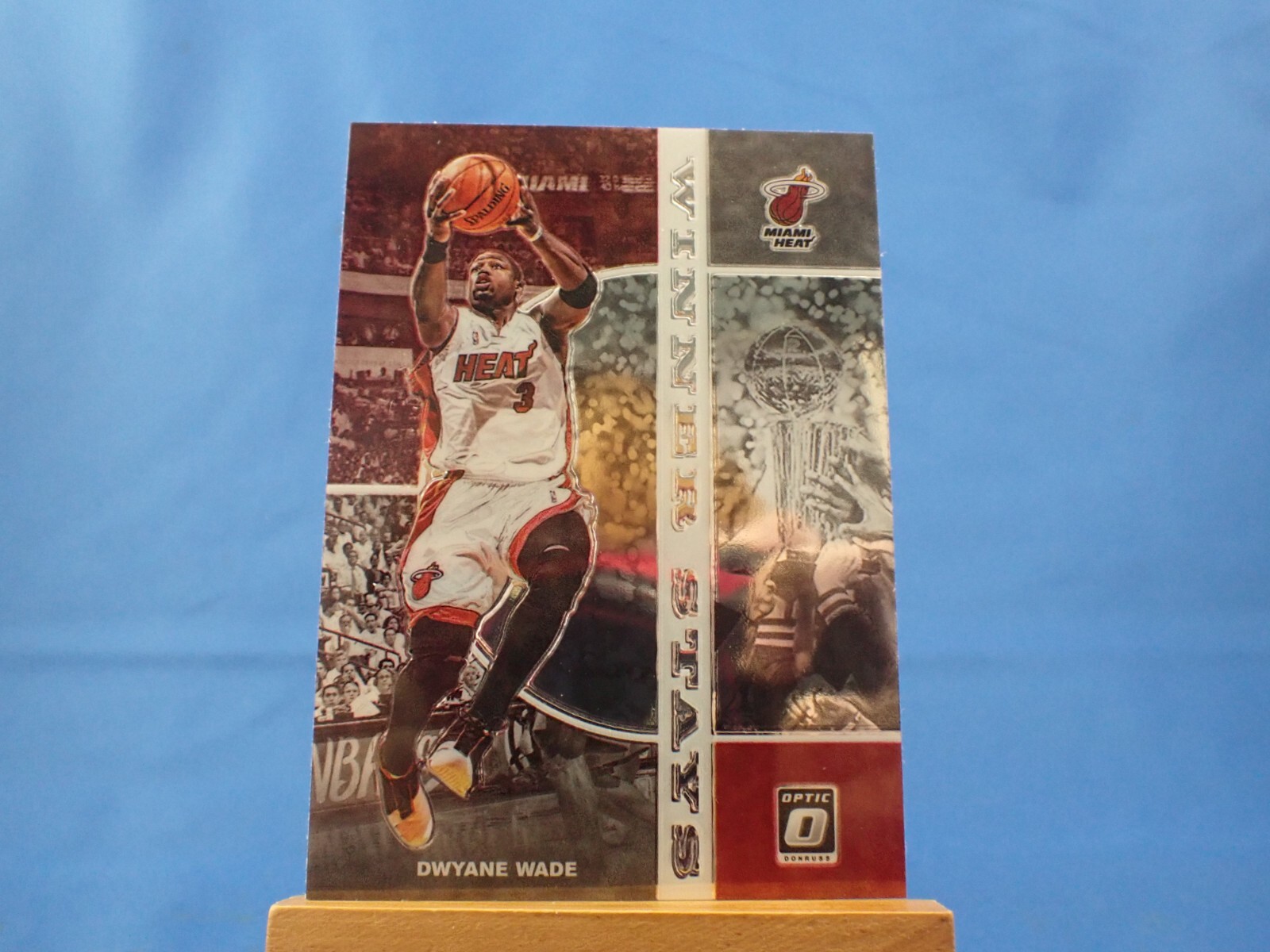 Dwyane Wade Donruss Optic 2019-20 Winner Stays