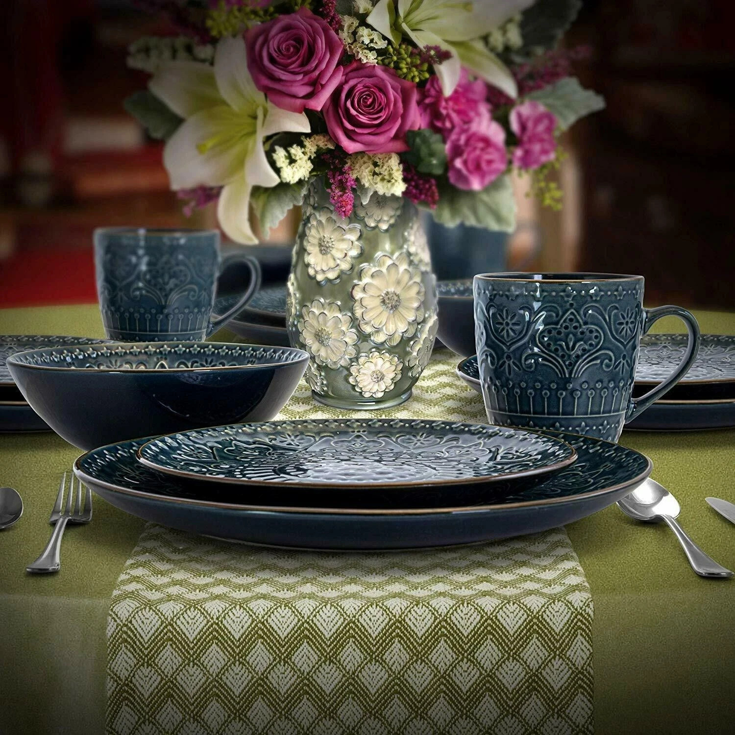 Elama Deep Sea Mozaic 16 Piece Luxurious Stoneware Dinnerware Setting for 4