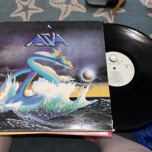 Asia: Heat of the Moment | eBay