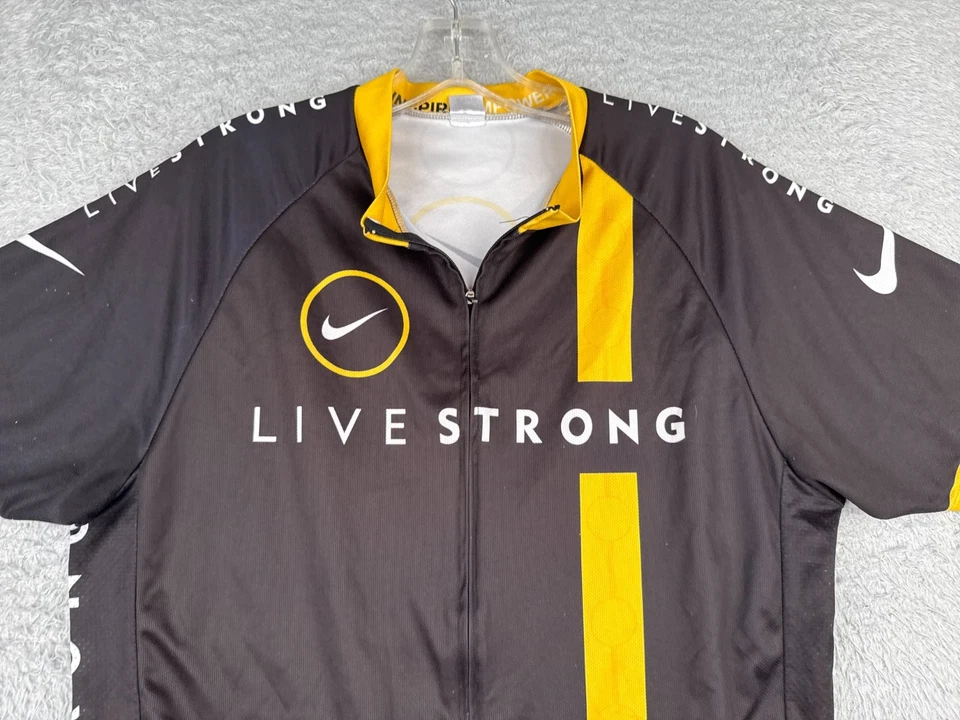 Camiseta de Ciclismo Nike Hombres Euro 2XL XXL Negra Amarilla Livestrong Italia Cremallera Completa Poliéster Foto 4 de 4