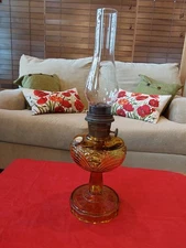 Vintage Aladdin Oil Lamp Amber Washington Drape Filigree Pedestal