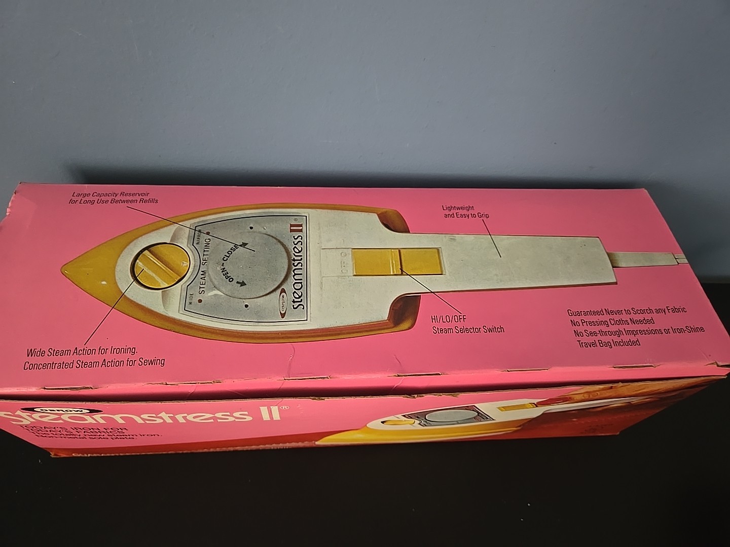 Vintage Oscrow Steamstress II 2 Lightweight Travel Steam Iron Made In The USA