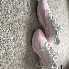 Nike Girls Pink White Low Top Lace Up Breathable Casual Sneakers Logo