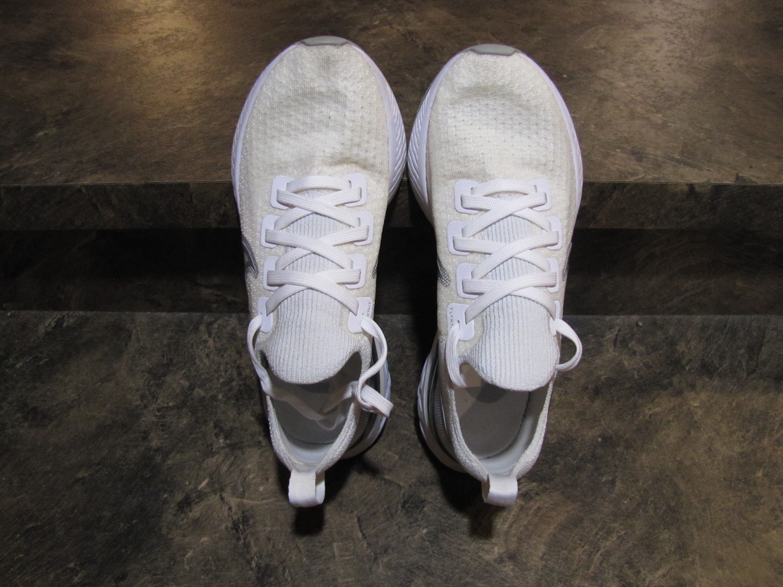 NIKE REACT  INFINITY RUN 3 WHITE SILVER WOMENS 8 … - image 3