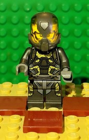LEGO Disney Marvel Yellow Jacket Minifigure 76039 Ant Man Final Battle 2015
