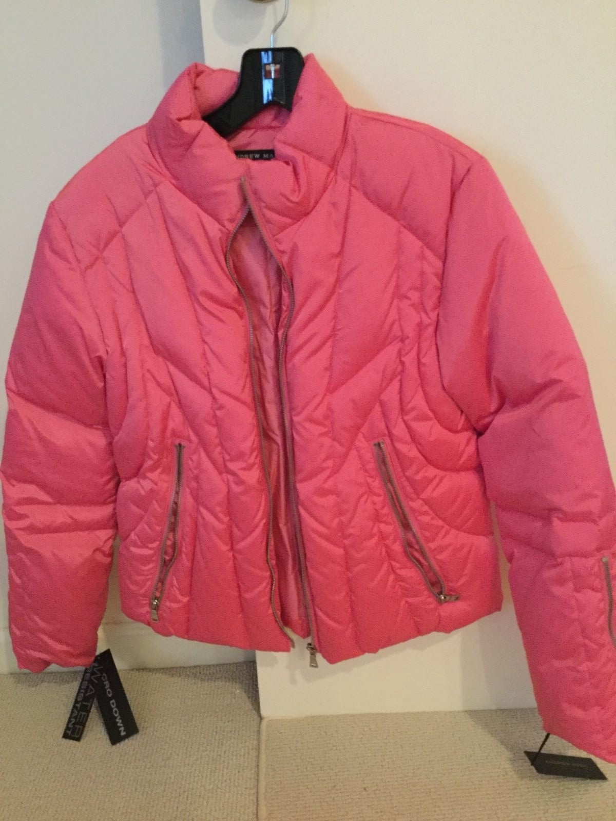 NWT Andrew Marc New York bubble gum 