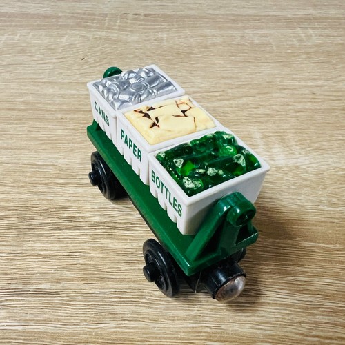 Green Recycling Car Thomas the Tank Engine & Friends Wooden Railway Trains - Picture 5 of 9