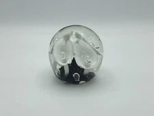 Vintage St Clair White Flower Controlled Bubbles USA Paperweight