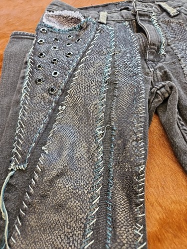Boys Vans Rocker Pants Size 12 - Picture 6 of 6