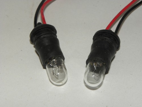 Capless Keil T10 Glühbirnenhalter mit 12 Volt 5 Watt Glühbirne Durite 0-705-12 Paar - Bild 3 von 4