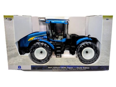 1/16 New Holland T9060 4WD Tractor, Dealer Edition ( Case Fresh