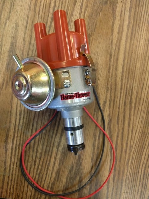 Pertronix Flame-Thrower Billet Distributor For VW Type 1 Engine - 12V Neg Ground, Non Vacuum, Black Cap With Ignitor II