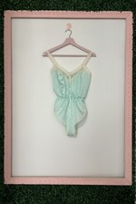 Vintage bodysuit - 60  s - no size tag - waist 11 inches side to side length 25  