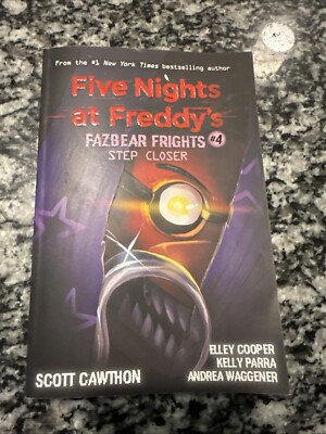 Five Nights At Freddy s Fazbear Frights #4 Step Closer