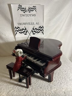 Vintage Mr. Christmas Magical Musical Maestro Mouse w Baby Grand Piano Animated