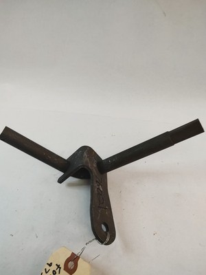 Oregon 76021 Axle Front Left Hand Replaces MTD 07585A-0637 NOS