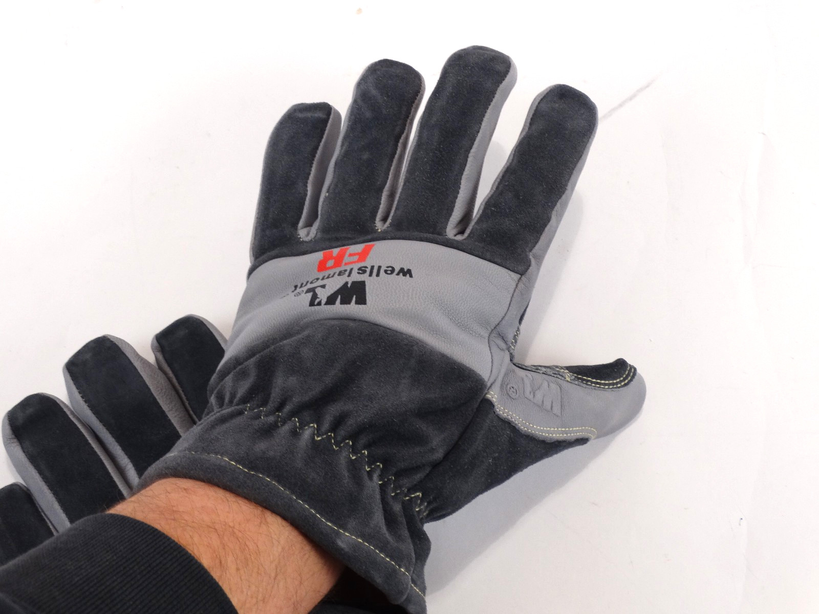 Wells Lamont FR Cold Weather Gloves sz Large (grey)