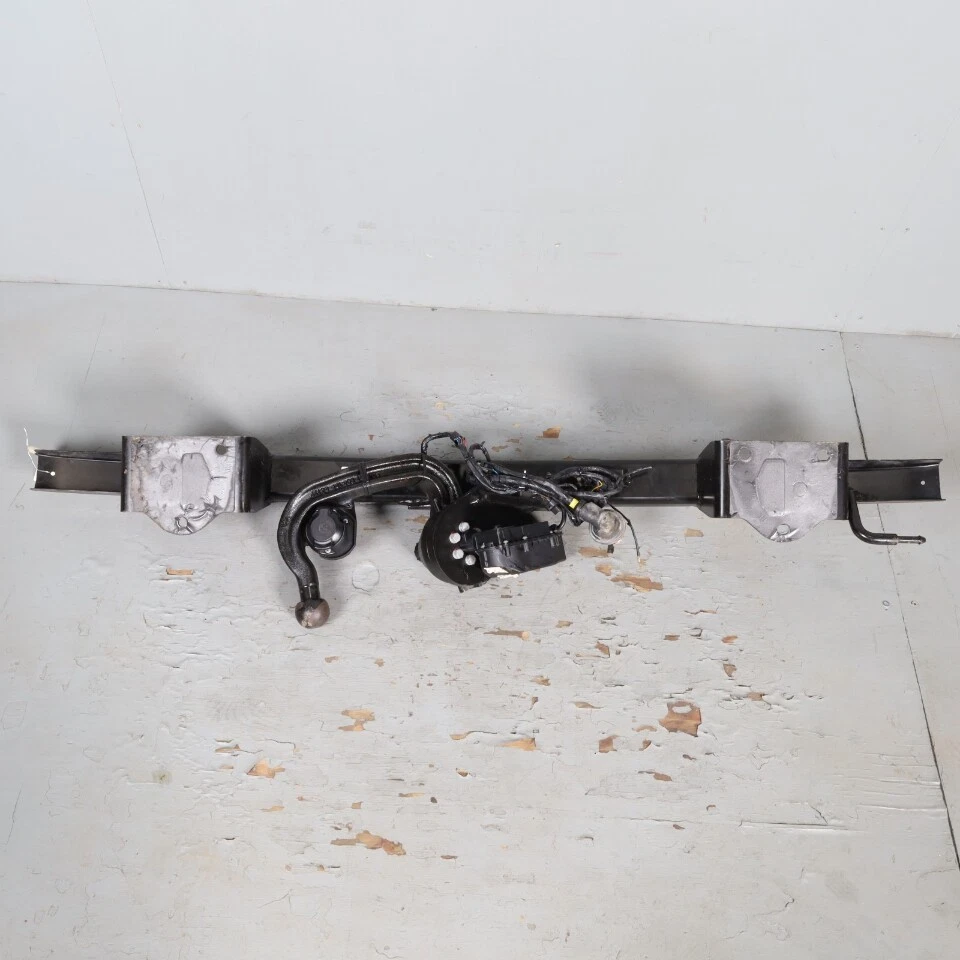 2001-2006 BMW 325i 330i Sedan Euro Westfalia Power Tow Hitch "Rare" 6766579 Used Foto 2 de 4