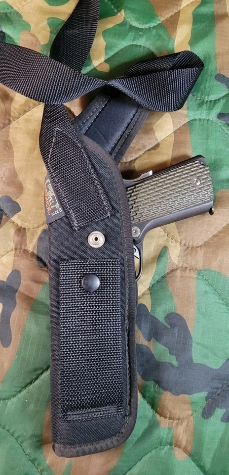 Uncle Mikes Sidekick Size 5 1911 5in Shoulder Holster Right Hand Black Nylon - Image 3 of 4