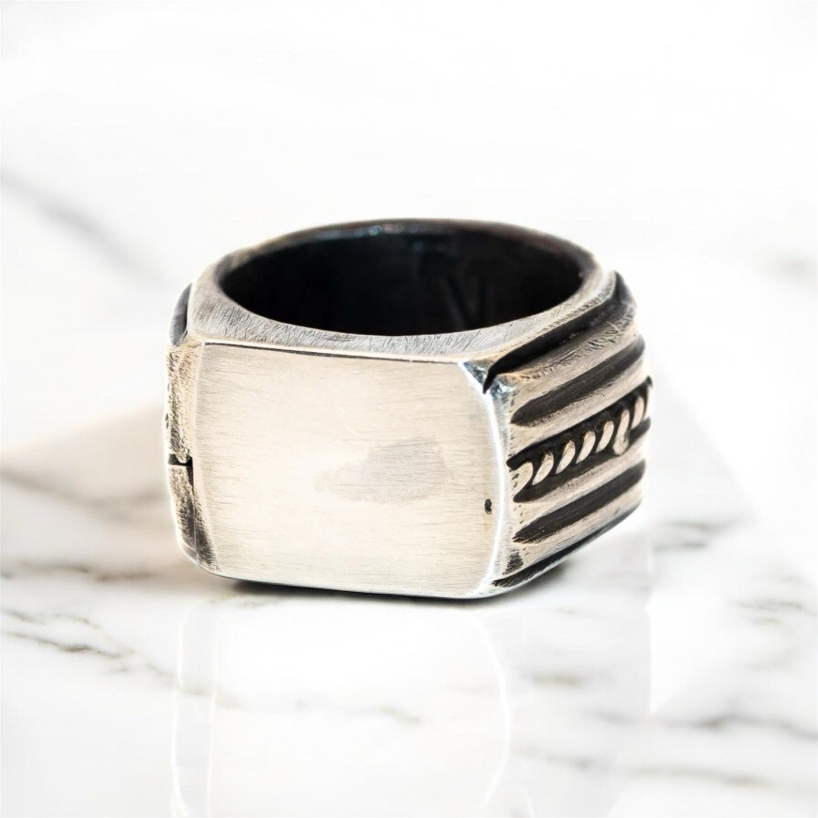 Silver Signet Statement Ring Ingot Ring Size 6.25… - image 1