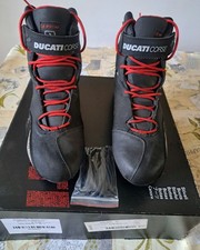 Stivali bassi tecnici moto TCX x Ducati Corse n.43