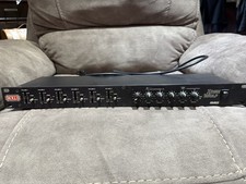 Rolls Zone Wolf 2-Zone Stereo Mixer RM68 6 Channel Rack 6-Assignable RCA Inputs