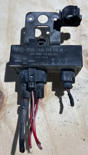 Audi VW Seat Skoda Steuergerät Lüfter Lüftersteuergerät 1J0919506M