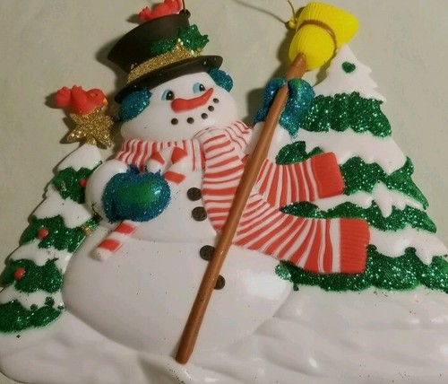 Vtg Snowman wall hanger Molded plastic Very glittery Retro decor - Picture 3 of 9